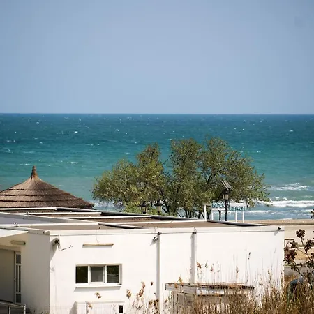 דירה Summer Breeze & Mamaia Nord