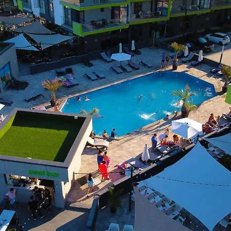 Summer Breeze & Mamaia Nord דירה