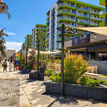 Summer Breeze & Mamaia Nord Apartment Navodari